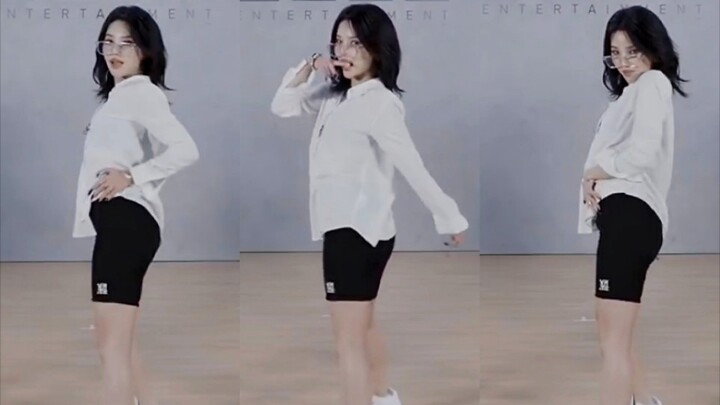 【眼镜娟好会跳】(G)I-DLE 全昭妍（田小娟）TOMBOY 练习室直拍 220324
