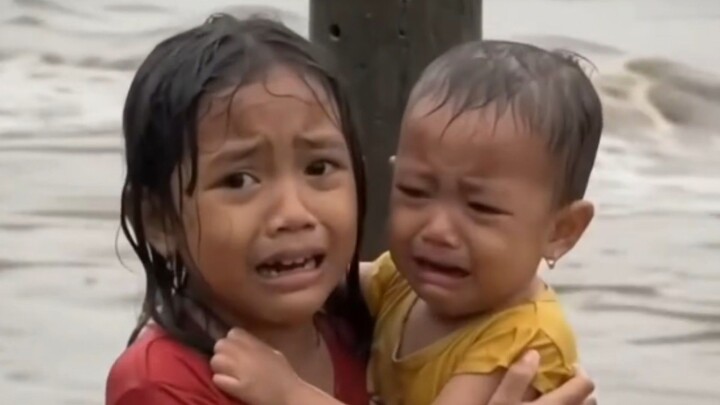 Sad Nepal Suffering with flood #sad #nepal #china