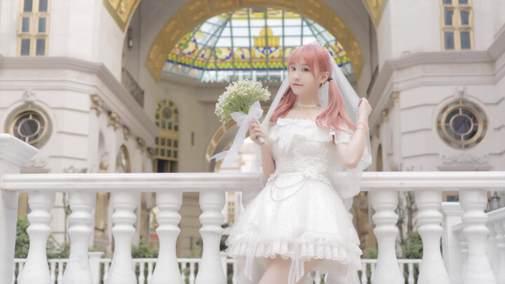 Dance to the song "pinkie promise" by Luo Tianyi
