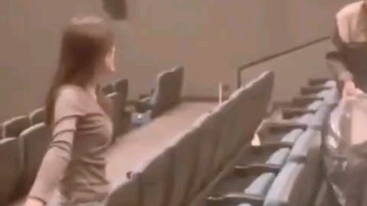 Thế nào là tình yêu ư? Ông già vẫn mãi là ông già mà!