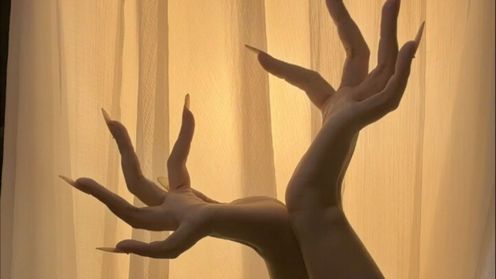 I'll record a sleep aid video for you guys another day. Today it's just a regular finger dance! #Day