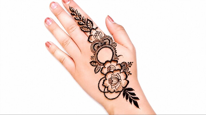 Stylish Mehndi Design for front hand bold floral henna style