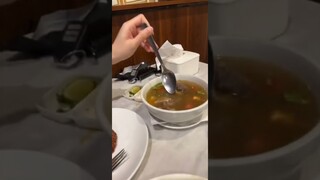 Si putri makan pedes sampai nangiss?!