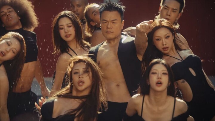 มิวสิกวิดีโอเพลงคัมแบ็กล่าสุด WET ของพัคจินยอง เผยแพร่แล้ว