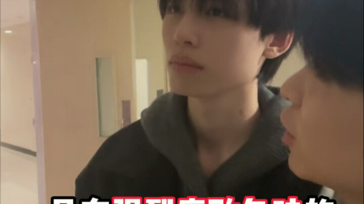 เวลาอยู่นอกบ้าน ฉันเคารพความคิดเห็นของเพื่อนร่วมห้องทุกครั้งเสมอ