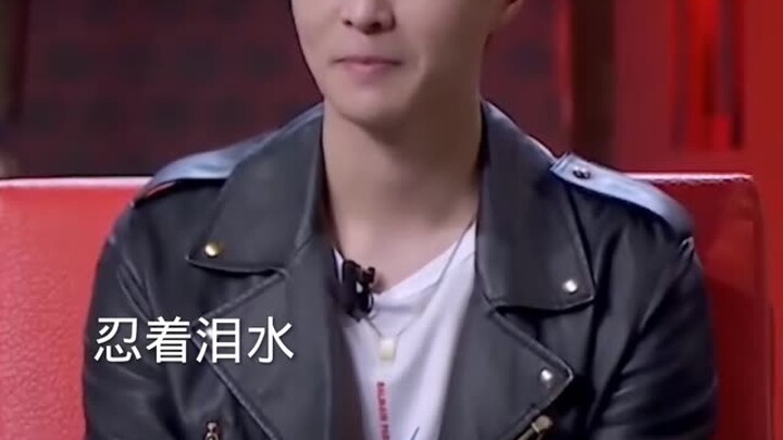 لقد عبرت السفينة الخفيفة آلاف الجبال.