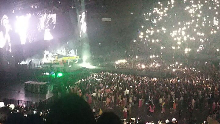 some clip vedio from harry styles concert love on tour 2023 in arena Ph bulacan