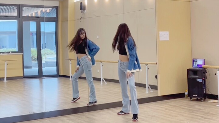 Jazz dance "cry cry"