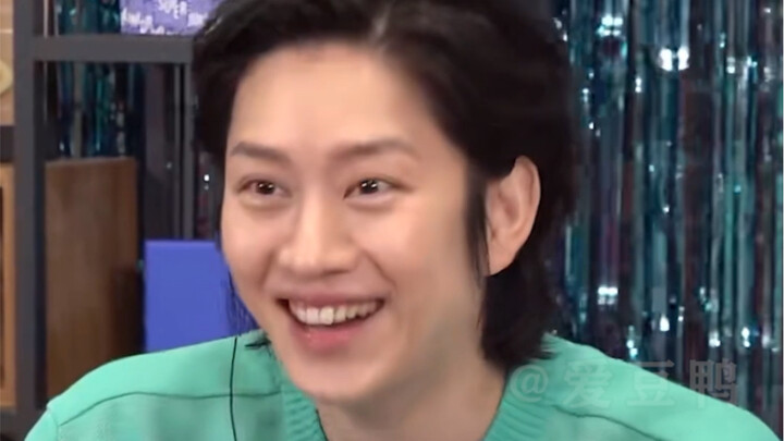 Chỉ cần do dự một giây thôi... #KimHeeChul #Jessica #hâm mộ lý trí