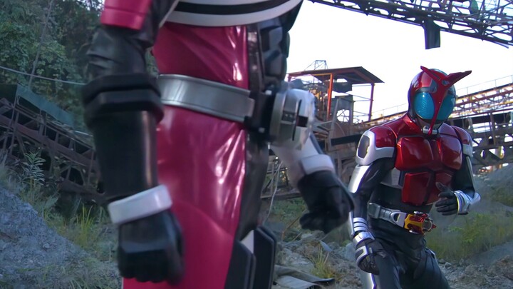 [4K Ultimate Restoration/Kamen Rider Decade] Purple Lantern Emperor directly kicked the King's horn 