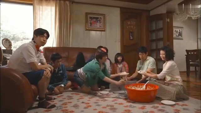 Đàn lừa ở đội sản xuất cũng không dám cho ăn kiểu này, bố tôi chê bai quá chí lý!