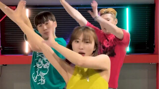 Kpop people, come and challenge to shoot Super Shy