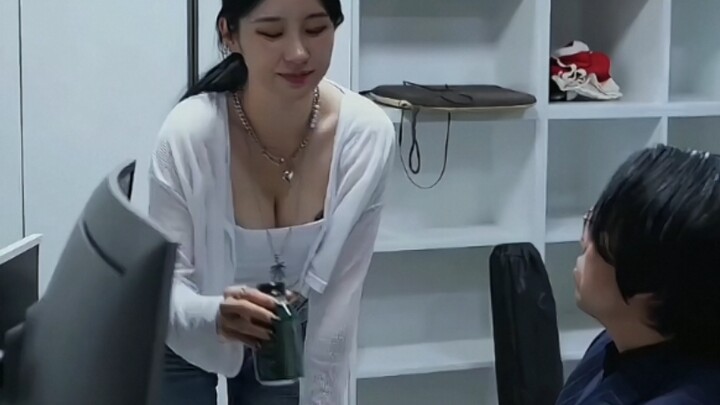 قطتي تقدّم وقفات هوائية خلفية!