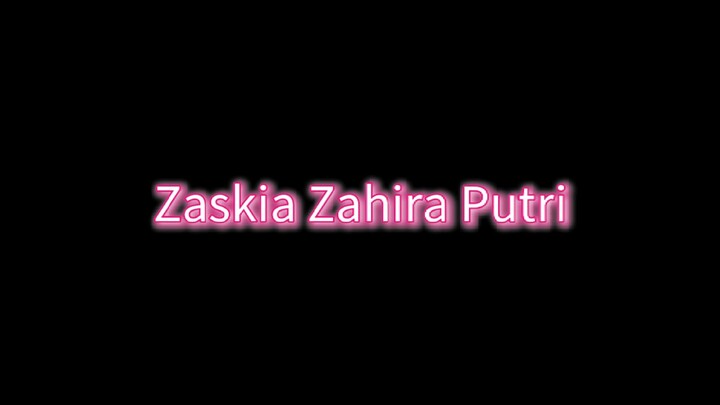 Zaskia lagi makan...
