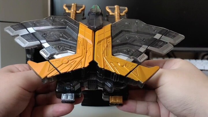 W He cracked! DX Kamen Rider W Ultimate Eagle Memory Trial [Praise Special Effects 02]