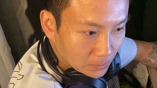 [Làm thế nào để khiến bạn trai của bạn cảm thấy khủng hoảng]