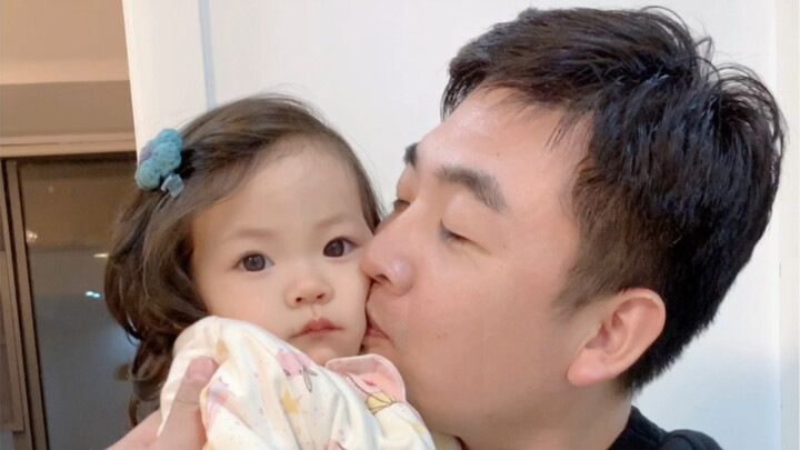 When Dad, whom I haven't seen for a month, suddenly shows up...