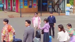 抛弃下属们去做了敞篷车的上司看上去真的好开心啊哈哈哈哈哈哈哈哈哈