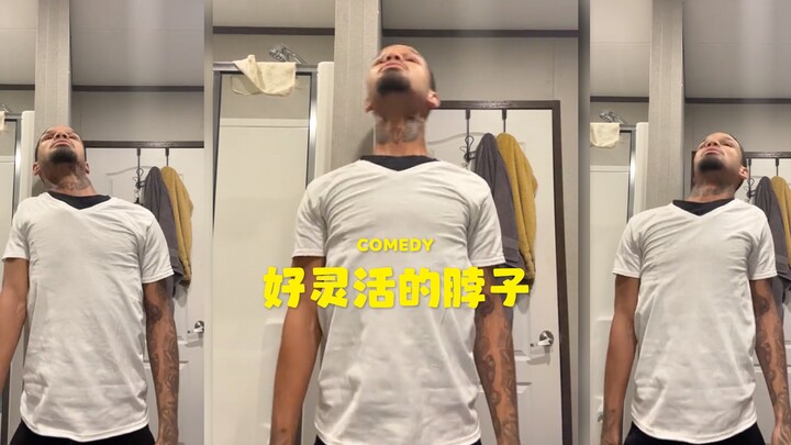 His neck is so flexible...