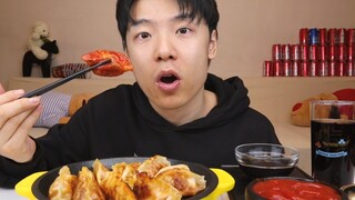 4 jenis pangsit yang terkenal di internet dan populer di seluruh Korea, dengan kulit keemasan dan re