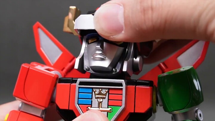 Go ahead! King of Corgis! Fully transformable ES alloy VOLTRON Voltron King of Beasts