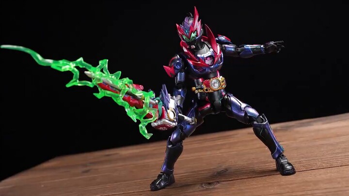 Địa điểm đầu tiên là Fluorescent Lightning?! BW2025 Phiên bản giới hạn Armor Hero Armor Soul Black T