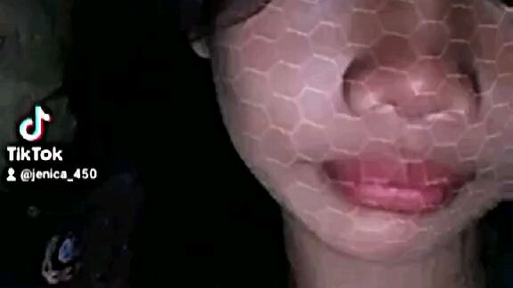 face reveal...:))