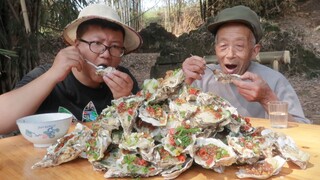 Countryside Recipe & Mukbang | Steamed Oysters with Garlic