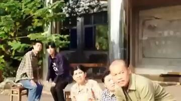 เทพไร้เงา ปิดบังตัวตนอยู่กับลูก