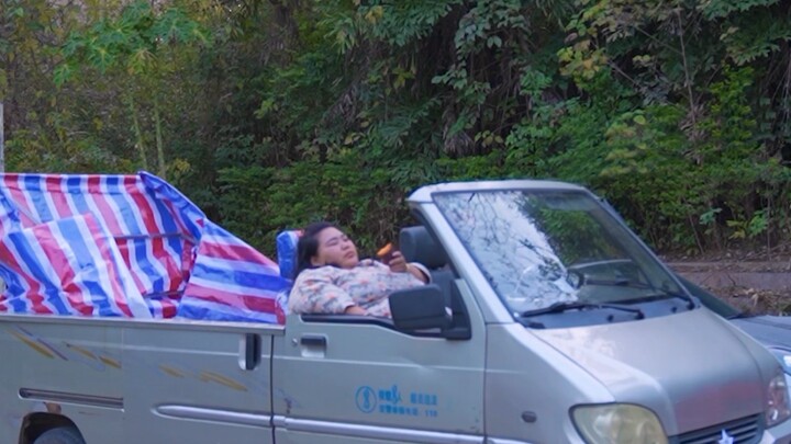 مع صديقة صغيرة البُدن مثلكم، متى تعودون إلى المنزل؟