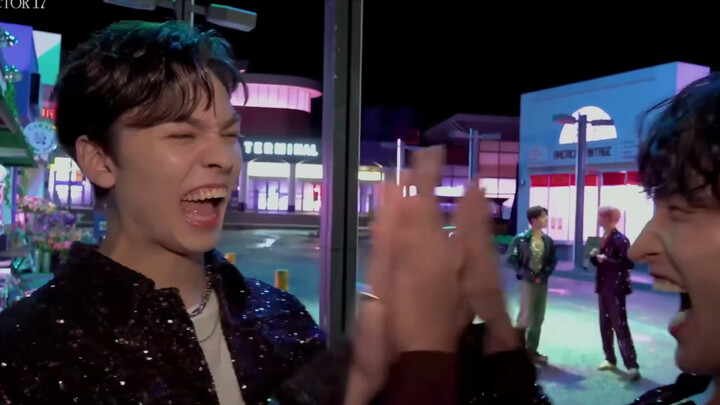 [SVT] When DK Drops Corny Pick-Up Lines: American Reaction vs. Min Kyu’s Disgust