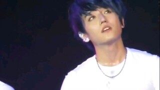 [Zhao Yongxin] Impressive Zhao Yongxin With Blue Hair