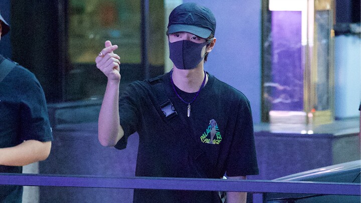 |Wang Yibo| I didn't think being funny was the real funny thing.