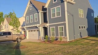 Hiệp sĩ Nguyễn Thanh Hải đi tham quan nhà ở Mỹ  đẹp thật