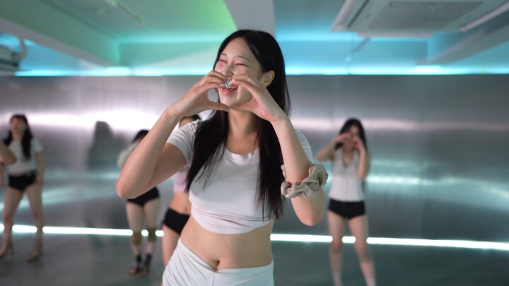 全员视频来啦~第一次上这位老师的课，谁懂这个韩国欧尼的身材比例逆天了🥹！！