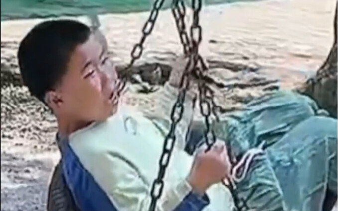 It’s only natural for an uncle to spoil his nephew 😅 Either my arm’s gonna break today, or this swin