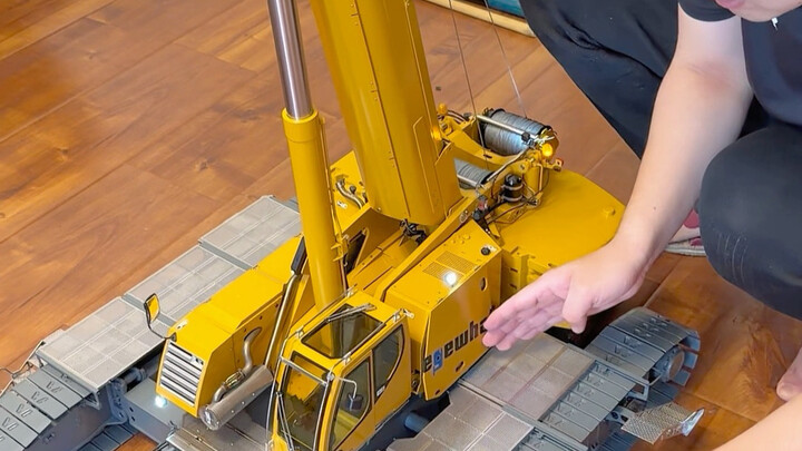 Nhận được một kiện hàng nặng 240 cân