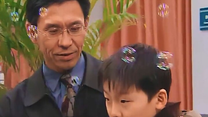 When his son accidentally swallowed soap, his father panicked at first, but then he discovered the f
