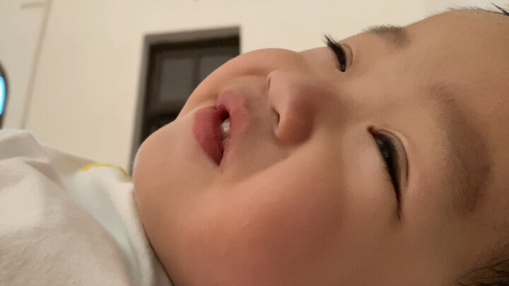 Lately, the baby has been tossing and turning in his sleep, so Mom told Dad to glare at him like a f