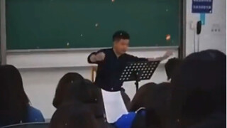 เมื่อห้องอื่นร้องเพลงประสานเสียง