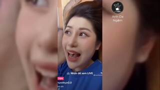 Ừ Cảm Ơn | Chị Liếm Cam Đi Chị | Bà Hoàng Chiều Fan | TikTok Liếm Cam