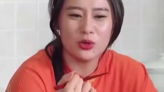 أمي وابنة فان تشي يي لطيفتان جدًا