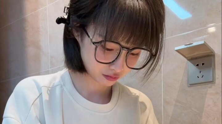 Toàn bộ quá trình bạn gái tự PUA chính mình…