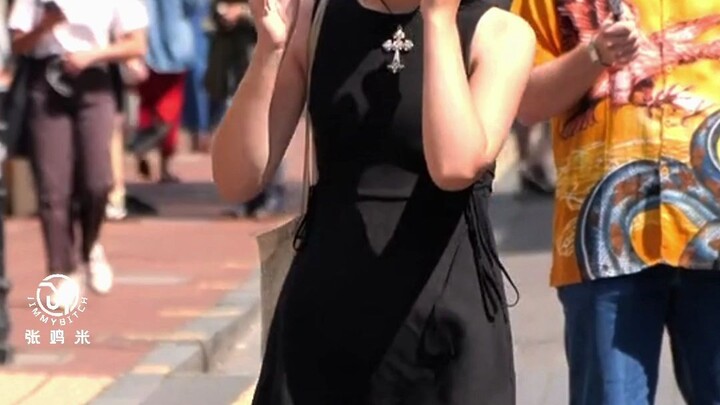 What song are you listening to right now? Leave a comment!