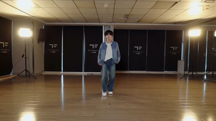 【【TF家族练习生】张奕然《LOVE, MONEY, FAME》舞蹈COVER-哔哩哔哩】