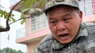 شجرة التين، يحب يرقات خنفساء القرن كثيرًا أن تنحت وتثقب الجذوع. عند التقليم في أواخر الخريف، انتبه ج