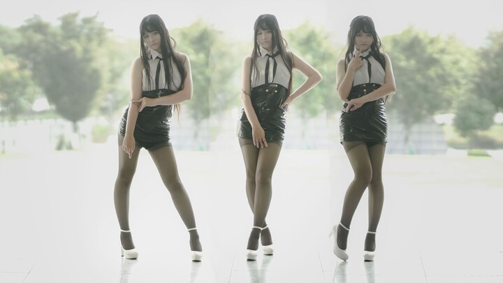 How did you know I love watching Yu Yu's OL outfits~thumbs up