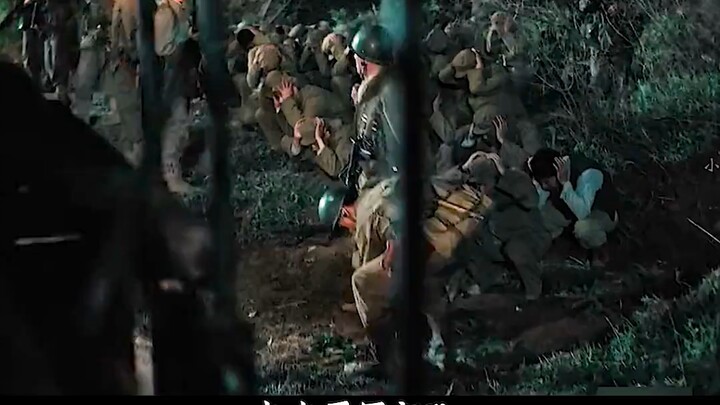 The reconnaissance company disguised themselves as prisoners to slip through unnoticed.