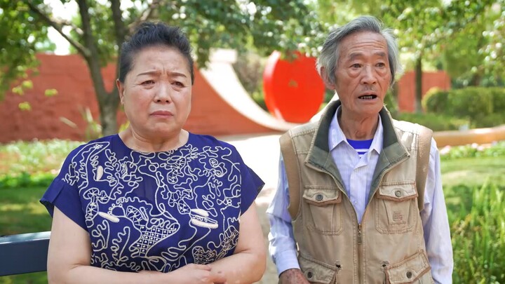 陈翔六点半：所以无论年龄多大，舔狗都没好下场吗?