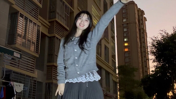 Can’t we treat ourselves to something delicious for the New Year? (We’ll randomly pick a fan in the 